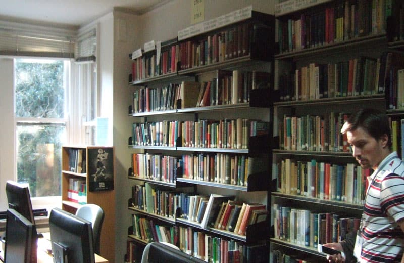 One of the main reading rooms