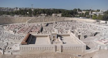 Jerusalem Under the High-Priests by Edwyn Bevan