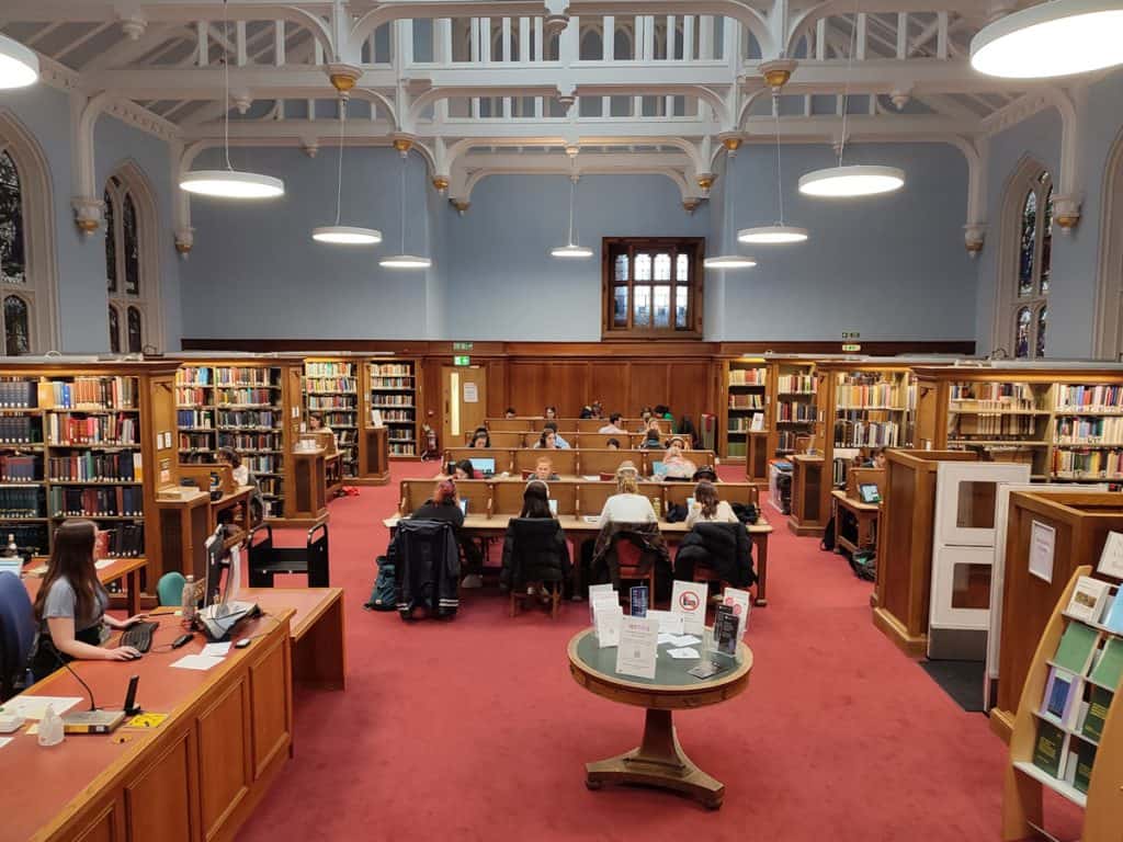New College Library Edinburgh, Reading Room (centre)